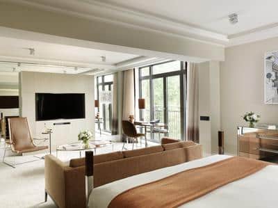Green Park Suite