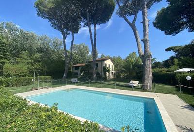 The Villas Swimming Pool