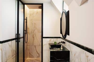 Headliner Suite