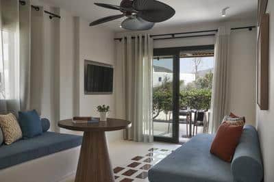 Deluxe Partial Sea View Suite