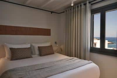 Deluxe Partial Sea View Suite