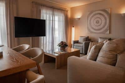 Elite Tropical 1 Bedroom Residence