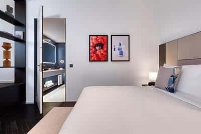 Contemporary Junior Suite