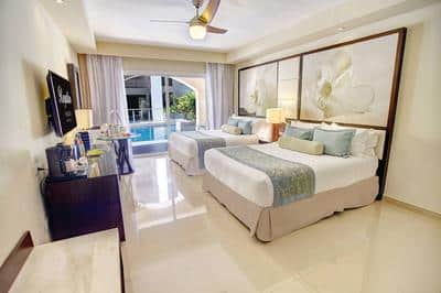 Luxury Swim Out Suite