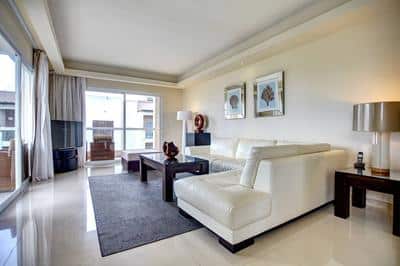 Chairman Diamond Suite - Living Area
