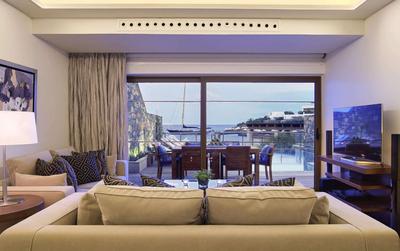 Five Bedroom Waterfront Diamond Residence - Chrysi