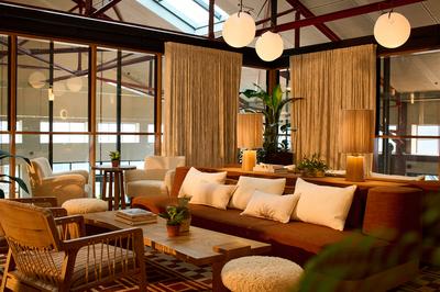 Upstairs Lounge