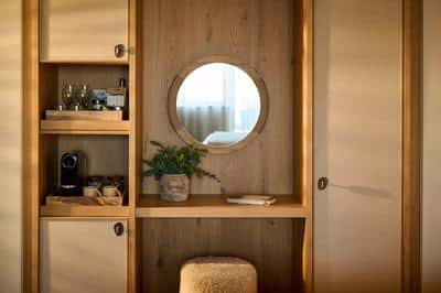 Studio Suite Two Queens