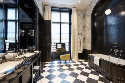 Suite de la Reine