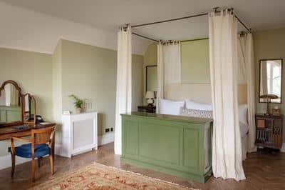 Mansion House Room