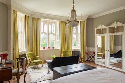 Mansion House Room
