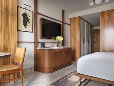 King Executive Room with Acropolis View & Balcony