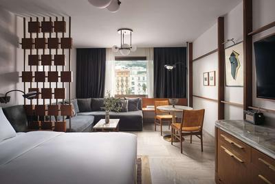 King Junior Suite with City View