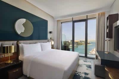 King One Bedroom Suite with Balcony Sea View
