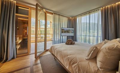 Summit Suite