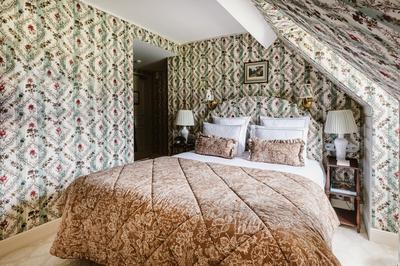 Abbey Superior Room