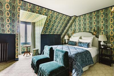 Abbey Deluxe Room
