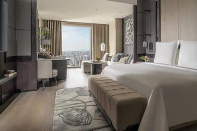 Premier Grand Canal View Room