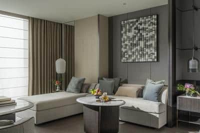 Premier Grand City View Room