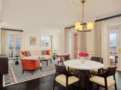 One Bedroom Signature Suite