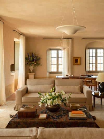 La Tres Grande Suite