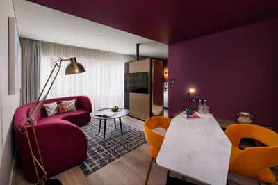 1 King 1 Bedroom Suite City View