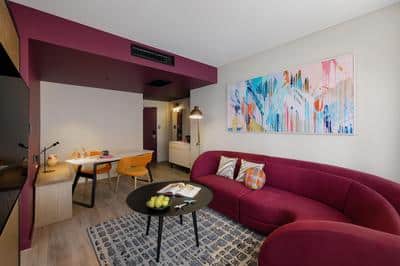 1 King 1 Bedroom Suite City View