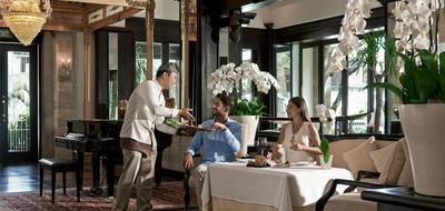 Club Lounge
