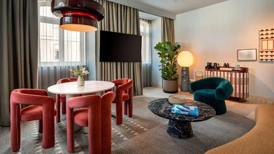 Andaz Suite