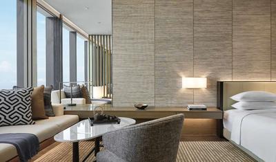 1 King Bed