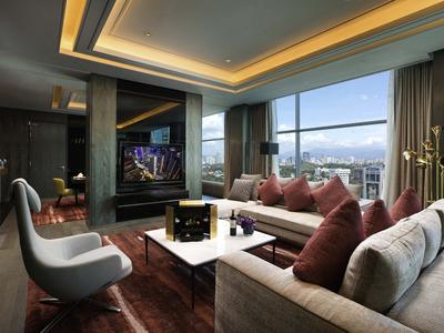 Opera Suite