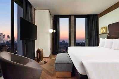 V-Floor Suite View