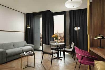 V-Floor Suite View