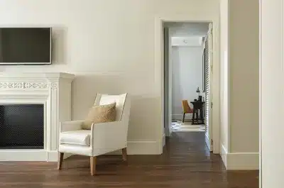 The Corner Suite