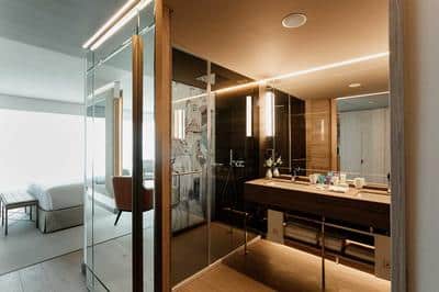 Premium Suite