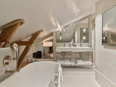 Loft Suite with Spa Facilities