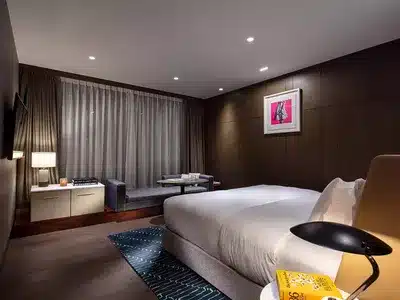 1 King Premium Corner
