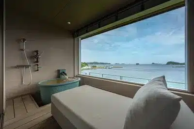 Corner Tatami Suite