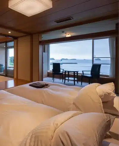 Premier Tatami Suite