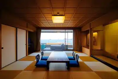 Corner Tatami Suite