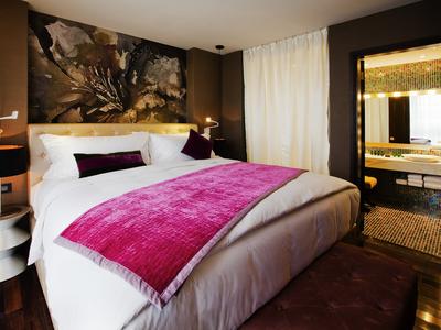 L'Opera Suite 1 King
