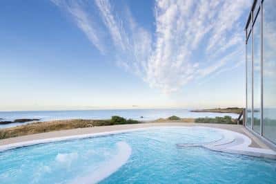 Swimming Pool - Outdoor