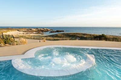 Swimming Pool - Outdoor