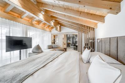 Rooftop Spa Suite