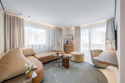 Luxury Suite