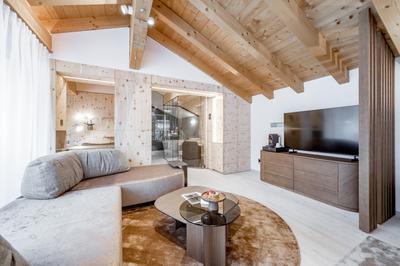 Rooftop Spa Suite