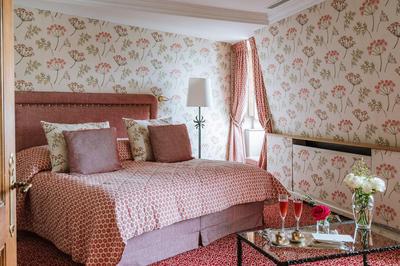 Prestige Room