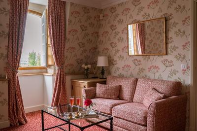 Prestige Room