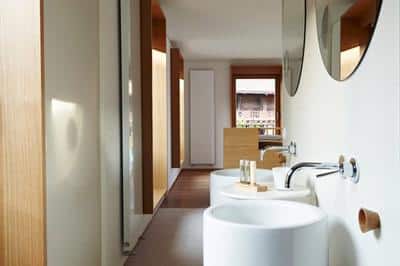 Junior Suite with Historical Church View