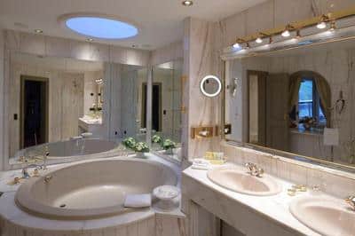 Penthouse Suite II